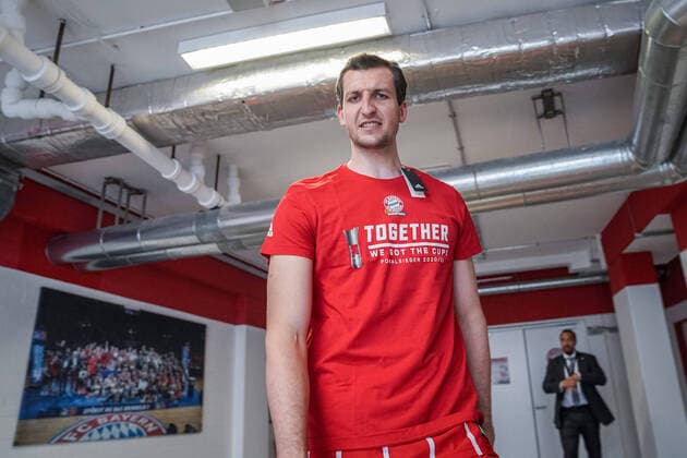 Basketball München 16.05.2021 Saison 2020 2021 MagentaSport BBL Pokal TOP FOUR: FINALE: FC Bayern München - ALBA Berlin Basketball München 16.05.2021 Saison 2020 2021 MagentaSport BBL Pokal TOP FOUR: FINALE: FC Bayern München - ALBA Berlin Bayern München gewinnt den MagentaSport BBL Pokal 2021 Siegerehrung Team Bayern Jubel Paul Zipser (München, No.16) nur redaktionelle Verwendung - kommerzielle Verwendung Nutzung nur nach Absprache mit dem Fotografen. München Deutschland