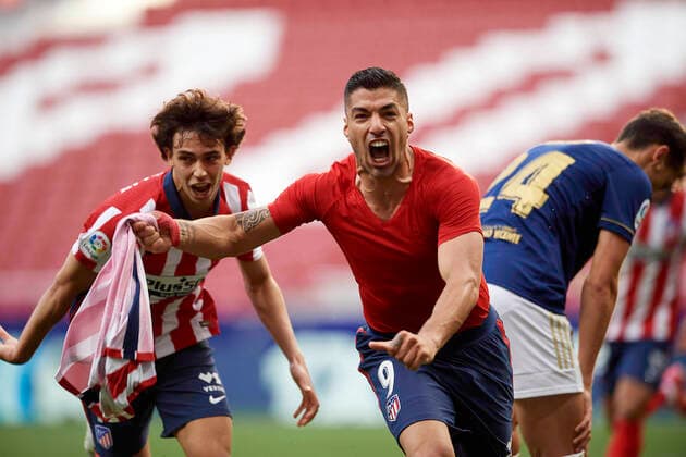 Bilder des Jahres 2021, Sport 05 Mai Sport Themen der Woche KW19 Sport Bilder des Tages Atletico de Madrid v C.A. Osasuna - La Liga Santander Luis Suarez of Atletico Madrid celebrates after scoring his sides first goal during the La Liga Santander match between Atletico de Madrid and C.A. Osasuna at Estadio Wanda Metropolitano on May 16, 2021 in Madrid, Spain. Sporting stadiums around Spain remain under strict restrictions due to the Coronavirus Pandemic as Government social distancing laws prohibit fans inside resulting in games being played behind closed doors. Madrid Spain breton-atletico210516_npi9e  Copyright: xJosexBretonx