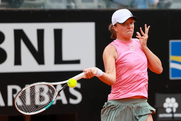 Internazionali BNL D Italia 2021 - Iga Swiatek ROME, ITALY, MAY 16: Iga Swiatek of Poland in action during the Final match against Karolina Pliskova of Czech Republic at the Internazionali BNL D Italia 2021 in Rome, Italy on May 16, 2021. Rome Foro Italico Italy 6670_240420 Copyright: xGiampieroxSposito PentaxPressx