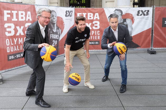 Sport Bilder des Tages BASKETBALL - FIBA 3x3 Olympic Qualification GRAZ,AUSTRIA,18.MAY.21 - BASKETBALL - FIBA 3x3 Olympic Qualifying Tournament, OEBV, press conference, PK, Pressekonferenz Image shows Christopher Drexler (Styria), head coach Stano Stelzhammer (AUT) and Kurt Hohensinner (Graz).  GEPAxpictures xChristianxWalgram