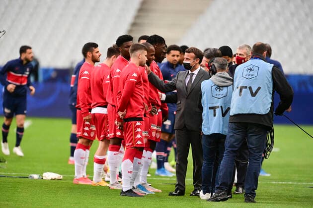 Emmanuel Macron - President de la Republique Francaise Djibril Sidibe (Monaco) FOOTBALL : Finale de la Coupe de France - Monaco vs PSG - 19 05 2021 JBAutissier Panoramic 