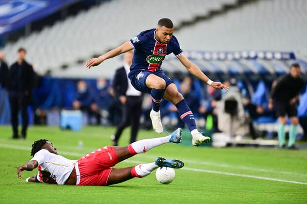 Kylian Mbappe (PSG) vs Axel Disasi (Monaco) FOOTBALL : Finale de la Coupe de France - Monaco vs PSG - 19 05 2021 JBAutissier Panoramic 