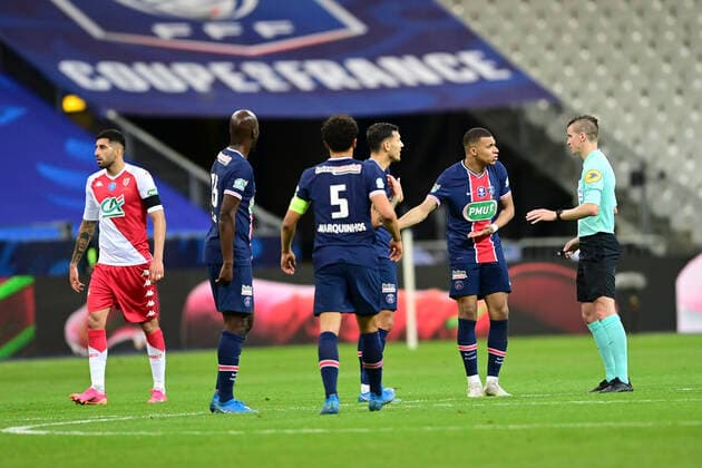 Francois Letexier - Arbitre FOOTBALL : Finale de la Coupe de France - Monaco vs PSG - 19 05 2021 JBAutissier Panoramic 
