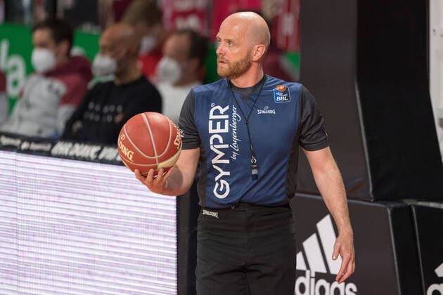 Basketball, BBL, 20210519, FC Bayern München - Merlins Crailsheim. Im Bild Schiedsrichter Benjamin BARTH. München Audi Dome Bayern Deutschland Copyright: Passion2Press MarkusxFischerx