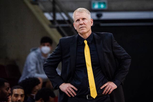 John Patrick (Headcoach MHP RIESEN Ludwigsburg) ; kritischer Blick 1. Basketball Bundesliga easyCredit BBL: MHP RIESEN Ludwigsburg - Brose Bamberg am 21.05.2021 in Ludwigsburg (MHPArena), Baden-Wuerttemberg, Deutschland Ludwigsburg. 21.05.21 Basketball , 21.05.2021, Ludwigsburg (Deutschland)