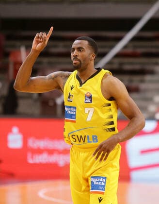 Ludwigsburg , Basketball easyCredit BBL Bundesliga ,Viertelfinale Spiel 2, MHP RIESEN Ludwigsburg vs. Brose Bamberg , Jamel McLean ( Riesen )