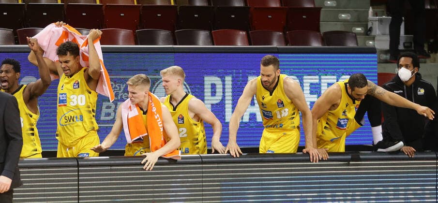 Ludwigsburg , Basketball easyCredit BBL Bundesliga ,Viertelfinale Spiel 2, MHP RIESEN Ludwigsburg vs. Brose Bamberg , Jubel Riesen