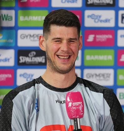 Sport Bilder des Tages Bogdan Radosavljevic (Crailsheim) waehrend einem Interview GER, FC Bayern Basketball vs. Hakro Merlins Crailsheim, Basketball, 1.Bundesliga, Playoffs 2020 2021, Viertelfinale Spiel 2, 21.05.2021, GER, FC Bayern Basketball vs. Hakro Merlins Crailsheim, Basketball, 1.Bundesliga, Playoffs 2020 2021, Viertelfinale Spiel 2, 21.05.2021, Muenchen Copyright: xEIBNER MarcelxEngelbrechtx EP_EER