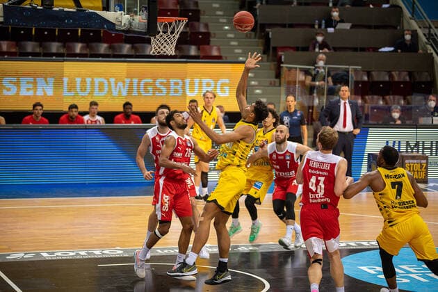 , MHP Riesen Ludwigsburg vs. Brose Bamberg, Basketball, Bundesliga, Playoffs, Spiel 2, easycredit BBL, 21.05.2021, MHP Riesen Ludwigsburg vs. Brose Bamberg, Basketball, Bundesliga, Playoffs, Spiel 2, easycredit BBL, 21.05.2021 Ludwigsburg Copyright: xEibner-Pressefoto SaschaxWaltherx EP_swa