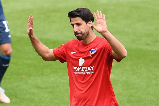 Bilder des Jahres 2021, Sport 05 Mai Sport Themen der Woche KW20 22.05.2021, xmeix, 1.Fussball Bundesliga, TSG 1899 Hoffenheim - Hertha BSC Berlin, emspor. v.l.n.r, Khedira Sami (Hertha BSC Berlin) (DFL DFB REGULATIONS PROHIBIT ANY USE OF PHOTOGRAPHS as IMAGE SEQUENCES and or QUASI-VIDEO) Sinsheim *** 22 05 2021, xmeix, 1 Football Bundesliga, TSG 1899 Hoffenheim Hertha BSC Berlin, emspor v l n r, Khedira Sami Hertha BSC Berlin DFL DFB REGULATES PROHIBIT ANY USE OF PHOTOGRAPHS as IMAGE SEQUENCES and or QUASI VIDEO Sinsheim prio:1