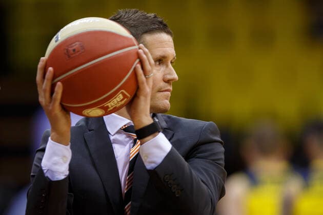 Oldenburg, Niedersachsen, DEU, 22.05.2021, Head-Coach Jaka Lakovic (Ratiopharm Ulm). EWE Baskets Oldenburg vs. Ratiopharm Ulm. Basketball Bundesliga Playoffs Viertelfinale 2. Spieltag, Grosse EWE Arena. Playoffs EWE Baskets Oldenburg vs. Ratiopharm Ulm