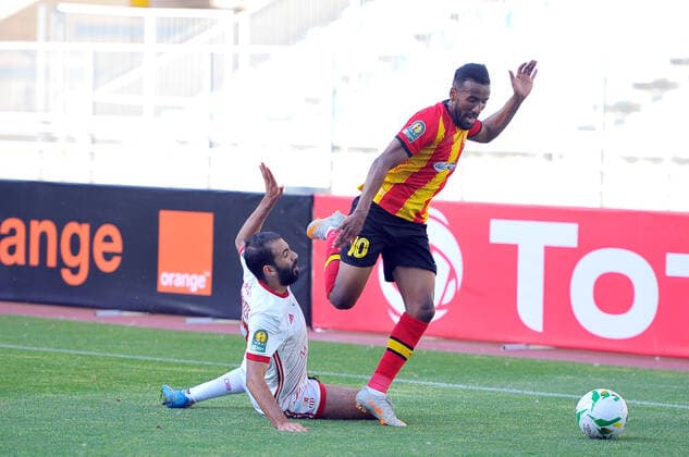 Mohamed El Houni(10) EST player in action during the African Champions League quarter-final match between Esperance Sportive de Tunis (EST) and CR Belouizdad from Algeria at Rades stadiums Photo: Yassine Mahjoub African Champions League. 