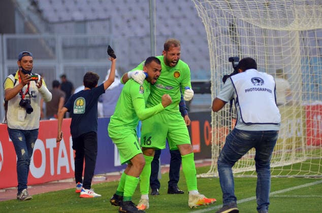 May 22, 2021, Rades, Tunis, Tunisia: Farouk ben Mustapha(16) Gk from EST who stops 2 penalties during the penalty shoot-out and offers the semi-final qualification to his team during the African Champions League quarter-final match between Esperance Sportive de Tunis (EST) and CR Belouizdad from Algeria at Rades stadiums Photo: Yassine Mahjoub. Rades Tunisia - ZUMAm107 20210522_zaf_m107_022 Copyright: xChokrixMahjoubx