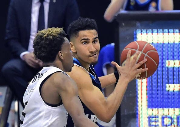 22.05.2021, xlakx, Basketball Playoff-Viertelfinale Spiel 2, Alba Berlin - Hamburg Towers emspor, v.l. TJ Shorts (Hamburg Towers 0),Maodo Lo (Alba Berlin, No.0) Berlin