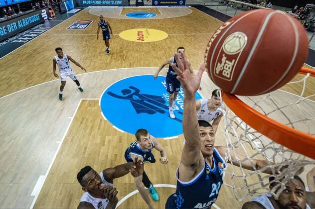 Basketball Berlin 22.05.2021 1. Bundesliga easyCredit-BBL BBL Saison 2020 2021 Playoffs Viertelfinale Spiel 2 Alba Berlin - Hamburg Towers Simone Fontecchio (Alba Berlin, No.20)