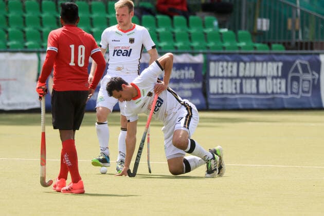 Hockey l I Herren I Saison 2021 I Länderspiel I Testspiel I Deutschland - Kanada I 23.05.2021 ORUZ Timur (27, Deutschland) mit Schmerzen Hamburg UHC Arena Wesselblek Hamburg Deutschland Copyright: xLobeca RalfxHomburgx