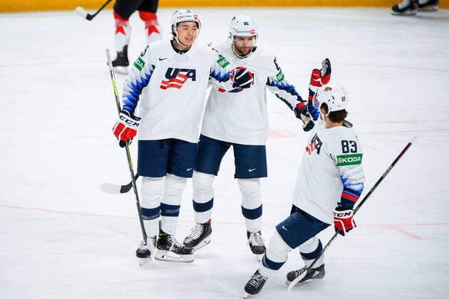 210523 Jason Robertson, Christian Wolanin and Conor Garland of USA celebrate the 0-1 goal during the 2021 IIHF Ice hockey, Eishockey World Championship, WM, Weltmeisterschaft game between Canada and USA on May 23, 2021 in Riga. Photo: Simon Hastegard BILDBYRAN kod SH SH0112 ishockey ice hockey ishockey-vm iihf ice hockey world championship canada kanada usa day 3 bbeng jubel Copyright: SIMONxHASTEGARD BB210523SH210