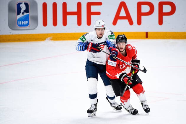 210523 Jack Drury of USA and Justin Danforth of Canada during the 2021 IIHF Ice hockey, Eishockey World Championship, WM, Weltmeisterschaft game between Canada and USA on May 23, 2021 in Riga. Photo: Simon Hastegard BILDBYRAN kod SH SH0112 ishockey ice hockey ishockey-vm iihf ice hockey world championship canada kanada usa day 3 bbeng Copyright: SIMONxHASTEGARD BB210523SH212