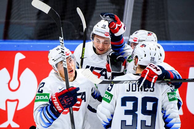 210523 Jason Robertson and Trevor Moore of USA celebrate the 0-3 goal during the 2021 IIHF Ice hockey, Eishockey World Championship, WM, Weltmeisterschaft game between Canada and USA on May 23, 2021 in Riga. Photo: Simon Hastegard BILDBYRAN kod SH SH0112 ishockey ice hockey ishockey-vm iihf ice hockey world championship canada kanada usa day 3 bbeng jubel Copyright: SIMONxHASTEGARD BB210523SH222