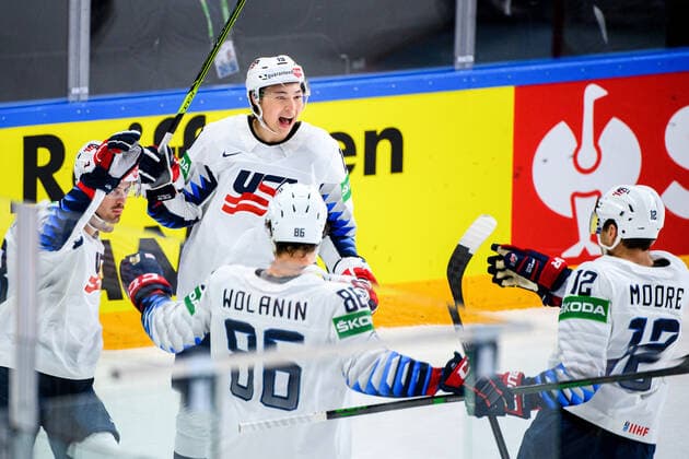 Sport Bilder des Tages 210523 Jason Robertson and Trevor Moore of USA celebrate the 0-4 goal during the 2021 IIHF Ice hockey, Eishockey World Championship, WM, Weltmeisterschaft game between Canada and USA on May 23, 2021 in Riga. Photo: Simon Hastegard BILDBYRAN kod SH SH0112 ishockey ice hockey ishockey-vm iihf ice hockey world championship canada kanada usa day 3 bbeng jubel Copyright: SIMONxHASTEGARD BB210523SH231