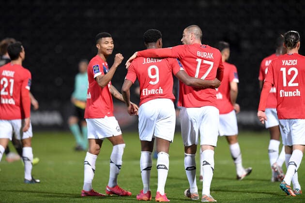 JOIE - FAIR PLAY - 117 BURAK YILMAZ (LIL) - 09 JONATHAN CHRISTIAN DAVID (LIL) - DOS FOOTBALL : Angers vs Lille - Ligue 1 Uber Eats - 23 05 2021 FEP Panoramic 