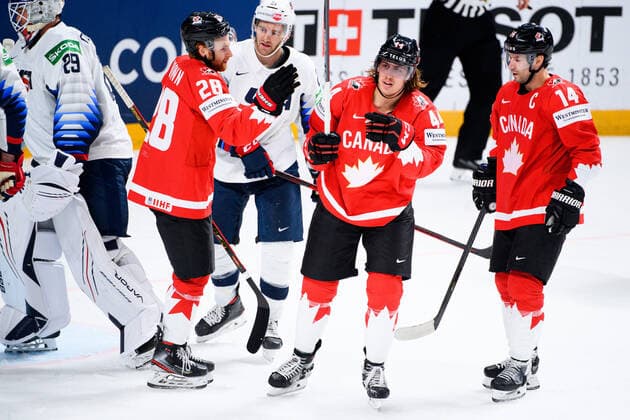 210523 Maxime Comtois of Canada celebrates the 1-4 goal during the 2021 IIHF Ice hockey, Eishockey World Championship, WM, Weltmeisterschaft game between Canada and USA on May 23, 2021 in Riga. Photo: Simon Hastegard BILDBYRAN kod SH SH0112 ishockey ice hockey ishockey-vm iihf ice hockey world championship canada kanada usa day 3 bbeng jubel Copyright: SIMONxHASTEGARD BB210523SH235
