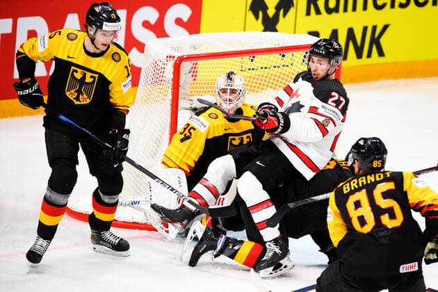 210524 Michael Bunting of Canada during the 2021 IIHF Ice hockey, Eishockey World Championship, WM, Weltmeisterschaft game between Germany and Canada on May 24, 2021 in Riga. Photo: Simon Hastegard BILDBYRAN kod SH SH0113 ishockey ice hockey ishockey-vm iihf ice hockey world championship germany tyskland canada kanada day 4 bbeng Copyright: SIMONxHASTEGARD BB210524SH035