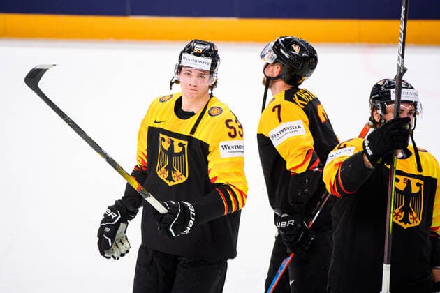 210524 Moritz Seider of Germany celebrates after the 2021 IIHF Ice hockey, Eishockey World Championship, WM, Weltmeisterschaft game between Germany and Canada on May 24, 2021 in Riga. Photo: Simon Hastegard BILDBYRAN kod SH SH0113 ishockey ice hockey ishockey-vm iihf ice hockey world championship germany tyskland canada kanada day 4 bbeng jubel Copyright: SIMONxHASTEGARD BB210524SH074