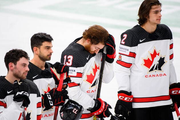 210524 Gabriel Vilardi of Canada looks dejected after the 2021 IIHF Ice hockey, Eishockey World Championship, WM, Weltmeisterschaft game between Germany and Canada on May 24, 2021 in Riga. Photo: Simon Hastegard BILDBYRAN kod SH SH0113 ishockey ice hockey ishockey-vm iihf ice hockey world championship germany tyskland canada kanada day 4 bbeng depp Copyright: SIMONxHASTEGARD BB210524SH075