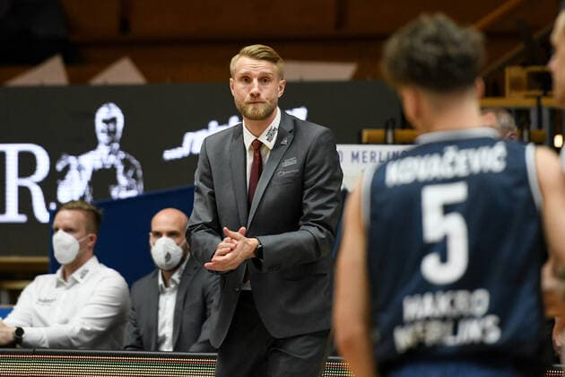 Tuomas Iisalo (HAKRO Merlins Crailsheim) bei seinem letzten Spiel fuer die Merlins Crailsheim, GER, HAKRO Merlins Crailsheim vs. FC Bayern Basketball, 25.05.2021, Play Off Viertelfinale Spiel 4, Basketball Bundesliga, Spielzeit 2020 2021. GER, HAKRO Merlins Crailsheim vs. FC Bayern Basketball, 25.05.2021, Play Off Viertelfinale Spiel 4, Basketball Bundesliga, Spielzeit 2020 2021 Crailsheim Copyright: xEibnerxPressefoto MichaelxMemmlerx EP_MMR