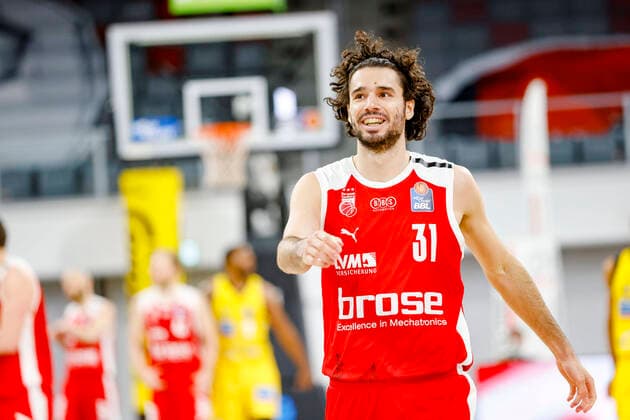 Michele Vitali (Brose Bamberg, 31) Brose Bamberg - MHP Riesen Ludwigsburg - easyCredit-BBL - Basketball Bundesliga - Basketball Saison 2020 21 Playoff-Viertelfinale Spiel 4 , Playoffs, 25.05.2021 Bamberg, Brose Arena Copyright: DanielxLöb
