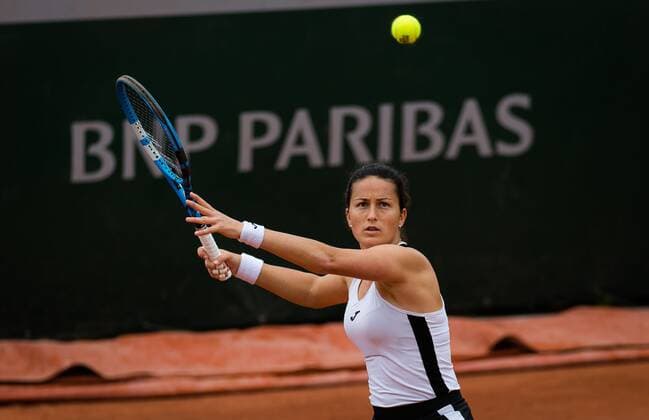 Mandatory Credit: Photo by Rob Prange Shutterstock (11973072cm) Lara Arrubarrena of Spain in action during the second qualifications round at the 2021 Roland Garros Grand Slam Tournament French Open Tennis, Wednesday Previews, Roland Garros, Paris, France - 26 May 2021 French Open Tennis, Wednesday Previews, Roland Garros, Paris, France - 26 May 2021  Copyright: xRobxPrange Shutterstockx 11973072cm