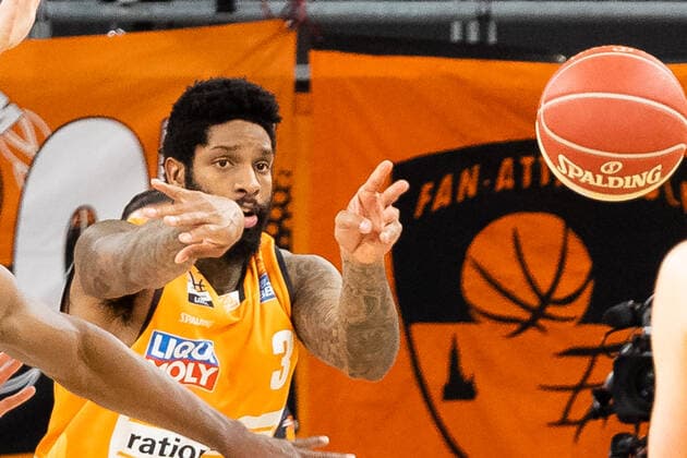 Aric Holman (Ratiopharm Ulm 35) Ratiopharm Ulm vs. EWE Baskets Oldenburg, Playoffs Spiel 4, Viertelfinale, Saison 2020 21, 26.05.2021 Ratiopharm Ulm vs. EWE Baskets Oldenburg, Playoffs Spiel 4, Viertelfinale Neu-Ulm Copyright: xEibner-Pressefoto RogerxBuerkex EP_EER
