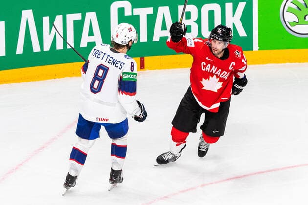 210526 Mathias Trettenes of Norway looks dejected while Adam Henrique of Canada celebrates after scoring 4-2 during the 2021 IIHF Ice hockey, Eishockey World Championship, WM, Weltmeisterschaft game between Canada and Norway on May 26, 2021 in Riga. Photo: Simon Hastegard BILDBYRAN kod SH SH0117 ishockey ice hockey ishockey-vm iihf ice hockey world championship canada kanada norge norway day 6 bbeng jubel depp Copyright: SIMONxHASTEGARD BB210526SH047