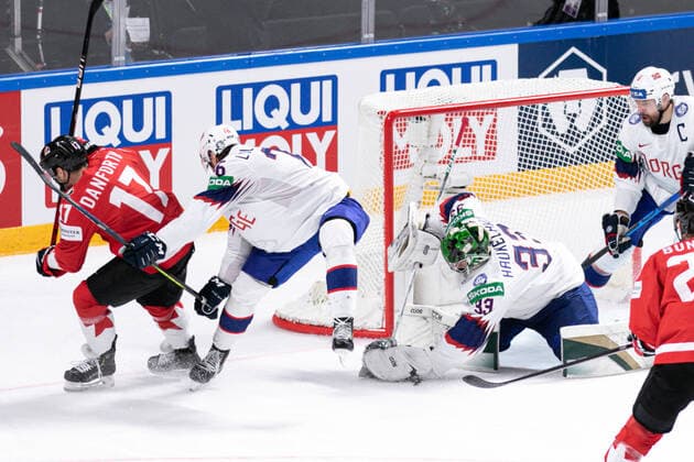 May 26, 2021, Riga, Latvia: Riga, Latvia, Arena Riga, May 26, 2021, Danforth (Canada) ..Haukeland (Norway) during World Championship, WM, Weltmeisterschaft 2021 - Canada vs Norway - Ice hockey, Eishockey Ice Hockey - World Championship 2021 - Canada vs Norway, riga, Latvia - ZUMAl164 20210526_zsa_l164_066 Copyright: xAndreaxRex