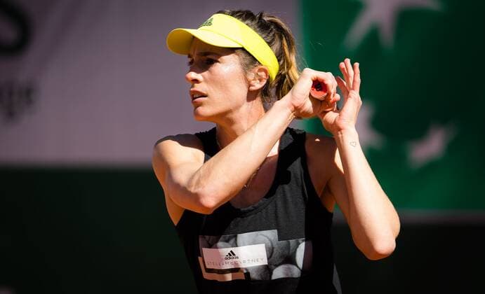 Mandatory Credit: Photo by Rob Prange Shutterstock (11975059c) Andrea Petkovic of Germany during practice ahead of the 2021 Roland Garros Grand Slam Tournament French Open Tennis, Wednesday Previews, Roland Garros, Paris, France - 27 May 2021 French Open Tennis, Wednesday Previews, Roland Garros, Paris, France - 27 May 2021  Copyright: xRobxPrange Shutterstockx 11975059c