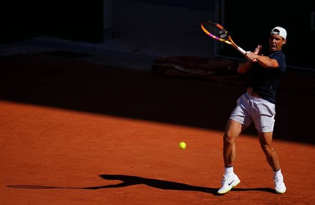 Mandatory Credit: Photo by Javier Garcia BPI Shutterstock (11975057cg) Rafa Nadal during his first practice session of the tournament French Open Tennis, Wednesday Previews, Roland Garros, Paris, France - 27 May 2021 French Open Tennis, Wednesday Previews, Roland Garros, Paris, France - 27 May 2021  Copyright: xJavierxGarcia BPI Shutterstockx 11975057cg