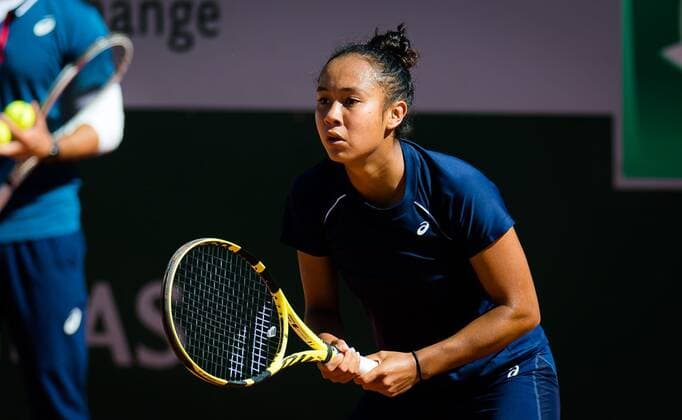 Mandatory Credit: Photo by Rob Prange Shutterstock (11975059p) Leylah Fernandez of Canada during practice ahead of the 2021 Roland Garros Grand Slam Tournament French Open Tennis, Wednesday Previews, Roland Garros, Paris, France - 27 May 2021 French Open Tennis, Wednesday Previews, Roland Garros, Paris, France - 27 May 2021  Copyright: xRobxPrange Shutterstockx 11975059p