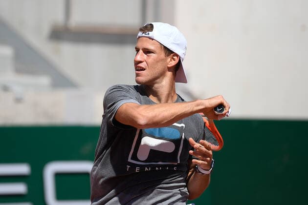 27.05.20121 Paris France, Tennis French Open Roland Garros 2021 v.l., Diego Schwartzman (ARG), Training, Warm-up vor dem Spiel