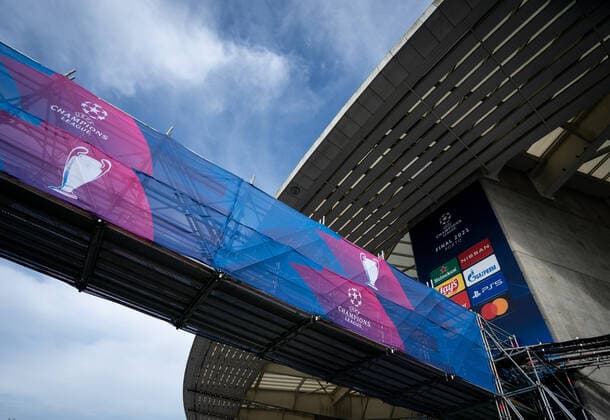 General view outside of the stadium as finishing preparations are made during the Champions League Final 2021 build up ahead of the Manchester City v Chelsea at The Estadio do Dragao, Porto, Portugal on the 27 May 2021. Copyright: xAndyxRowlandx PMI-4241-0004