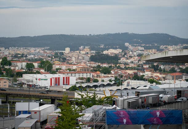 General view outside of the stadium as finishing preparations are made during the Champions League Final 2021 build up ahead of the Manchester City v Chelsea at The Estadio do Dragao, Porto, Portugal on the 27 May 2021. Copyright: xAndyxRowlandx PMI-4241-0009