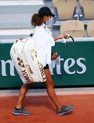Mandatory Credit: Photo by Javier Garcia BPI Shutterstock (11976928at) Naomi Osaka leaves practice earlier than scheduled French Open Tennis, Friday Previews, Roland Garros, Paris, France - 28 May 2021 French Open Tennis, Friday Previews, Roland Garros, Paris, France - 28 May 2021  Copyright: xJavierxGarcia BPI Shutterstockx 11976928at
