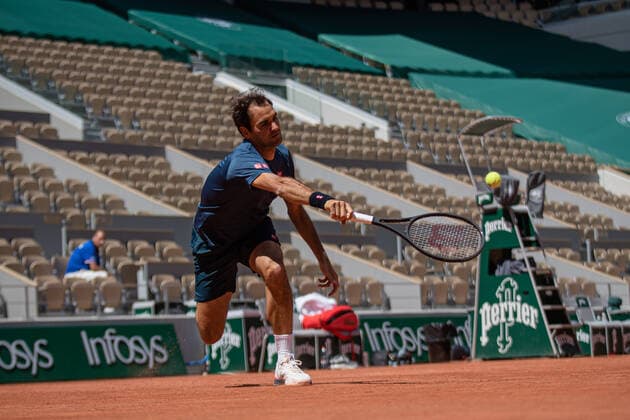 Roger Federer of Switzerland trains during a practice session ahead of the French Open tennis tournament at Roland Garros in Paris, France, 28 May 2021. Roland Garros 2021 will run from 30 May to 13 June 2021.  Copyright: xAurelienxMorissardx