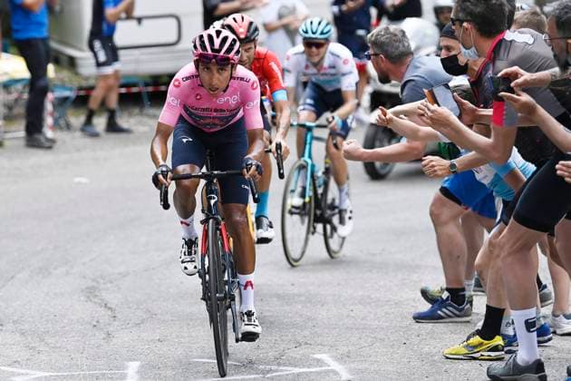 Sport Bilder des Tages Photo Fabio Ferrari LaPresse May 28, 2021 Italy Cycling Giro d Italia 2021 - 104th edition - Stage 19 - from Abbiategrasso to Alpe Di Mera In the pic: BERNAL GOMEZ Egan Arley (COL) (INEOS GRENADIERS) pink jersey,  Copyright: xFabioxFerrarix LaPressex