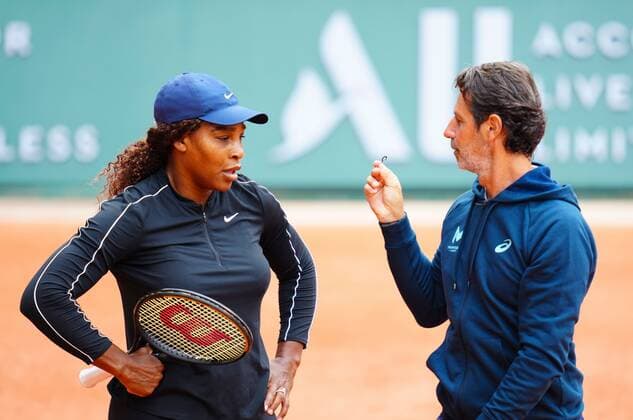 Mandatory Credit: Photo by Javier Garcia BPI Shutterstock (11977033b) Coach Patrick Mouratoglou removes a hook from the top of her Nike baseball cap during practice French Open Tennis, Saturday Previews, Roland Garros, Paris, France - 29 May 2021 French Open Tennis, Saturday Previews, Roland Garros, Paris, France - 29 May 2021  Copyright: xJavierxGarcia BPI Shutterstockx 11977033b