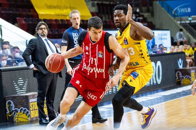 Vladimir Lucic (Bayern-Muenchen 11) ; Yorman Polas Bartolo (MHP RIESEN Ludwigsburg 13) ; 1. Basketball Bundesliga easyCredit BBL: MHP RIESEN Ludwigsburg - Bayern Muenchen am 29.05.2021 in Ludwigsburg (MHPArena), Baden-Wuerttemberg, Deutschland Ludwigsburg. 29.05.21 Basketball , 29.05.2021, Ludwigsburg (Deutschland)