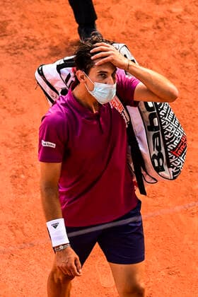 deception de Dominic Thiem (Aut) TENNIS : Internationaux de France Roland Garros 2021 - Paris - 30 05 2021 JBAutissier Panoramic 