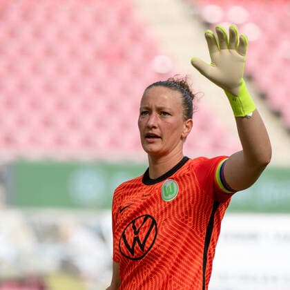Almuth Schult (VfL Wolfsburg) im Tor, GER, Eintracht Frankfurt vs. VfL Wolfsburg, 30.05.2021, Frauen DFB Pokal Finale, Spielzeit 2020 2021 DFB REGULATIONS PROHIBIT ANY USE OF PHOTOGRAPHS AS IMAGE SEQUENCES AND OR QUASI-VIDEO GER, Eintracht Frankfurt vs. VfL Wolfsburg, 30.05.2021, Frauen DFB Pokal Finale, Spielzeit 2020 2021 Koeln Copyright: xEibnerxPressefoto MichaelxMemmlerx EP_MMR
