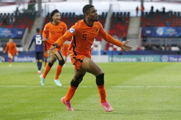 Sport Bilder des Tages Fußball, U21 EM Viertelfinale, Niederlande - Frankreich BUDAPEST, 31-05-2021, Uj Bozsik Stadium, European Championship, EM, Europameisterschaft Under 21 in Hungary and Slovenia. Euro 2021 Under 21 Quarter Finals. Netherlands U21, U 21 - France U21. Netherlands U21 player Myron Boadu celebrating the 2-1 Netherlands U21 - France U21  x12002574x Copyright: