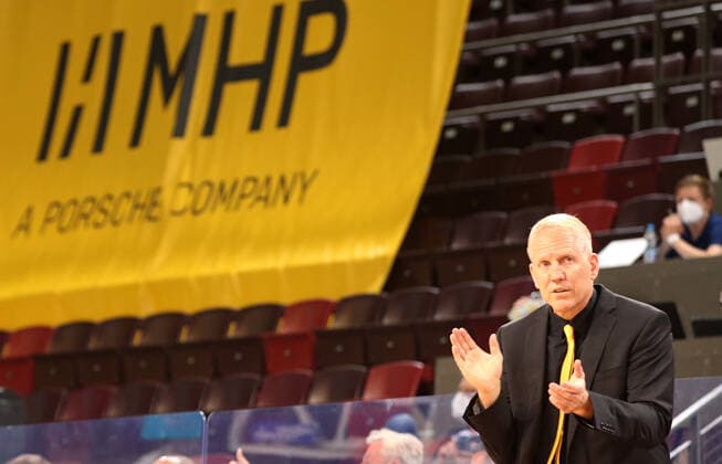 31.05.2021, Deutschland, Ludwigsburg, Basketball easyCredit BBL Bundesliga, Play-off Halbfinale, Spiel 2 MHP RIESEN Ludwigsburg vs. FC Bayern München Basketball: MHP Trainer John Patrick